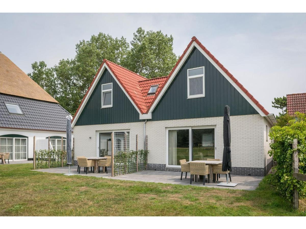 Bungalow On Texel With A Spacious Terrace De Cocksdorp  Exterior foto