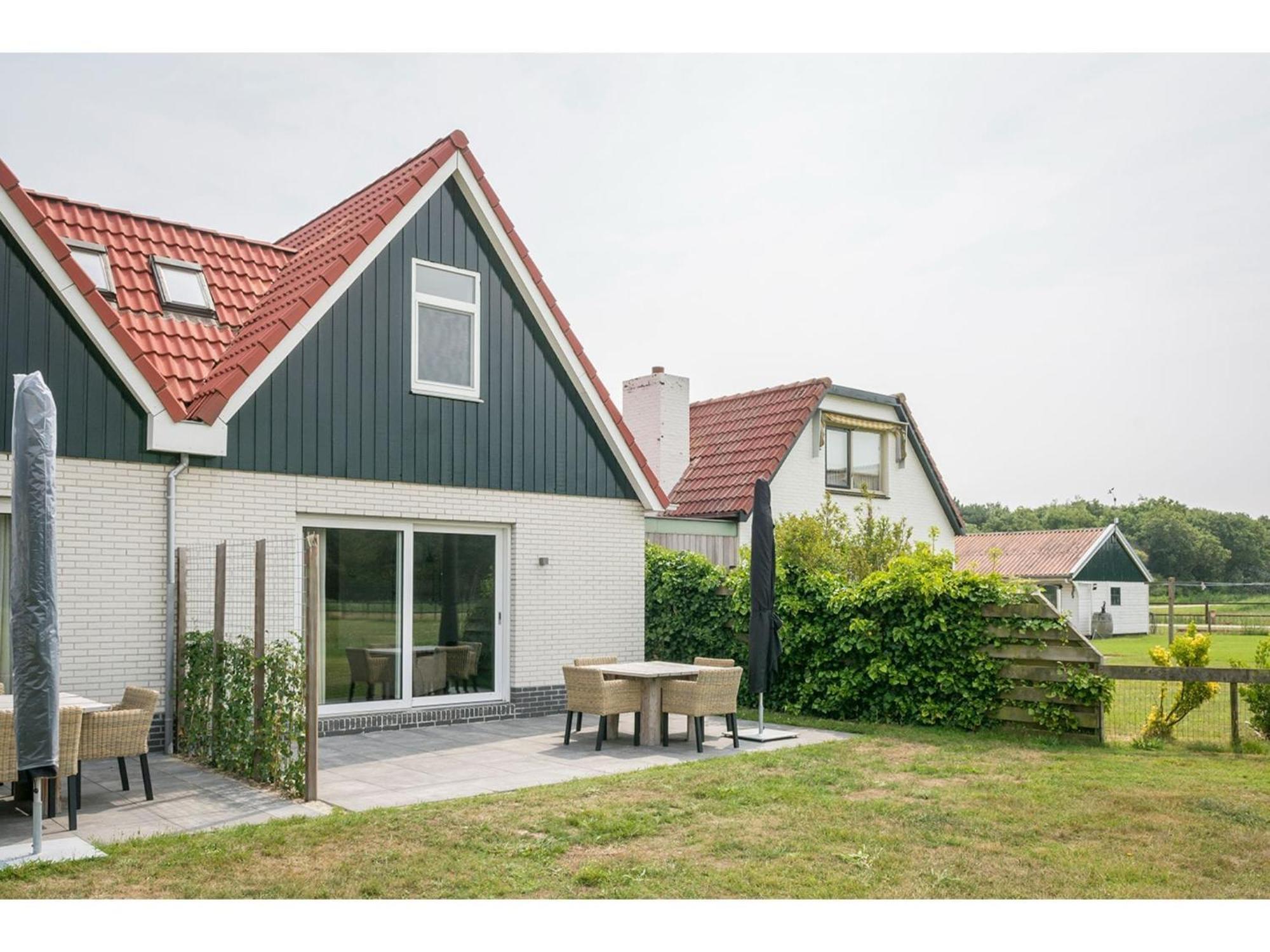 Bungalow On Texel With A Spacious Terrace De Cocksdorp  Exterior foto